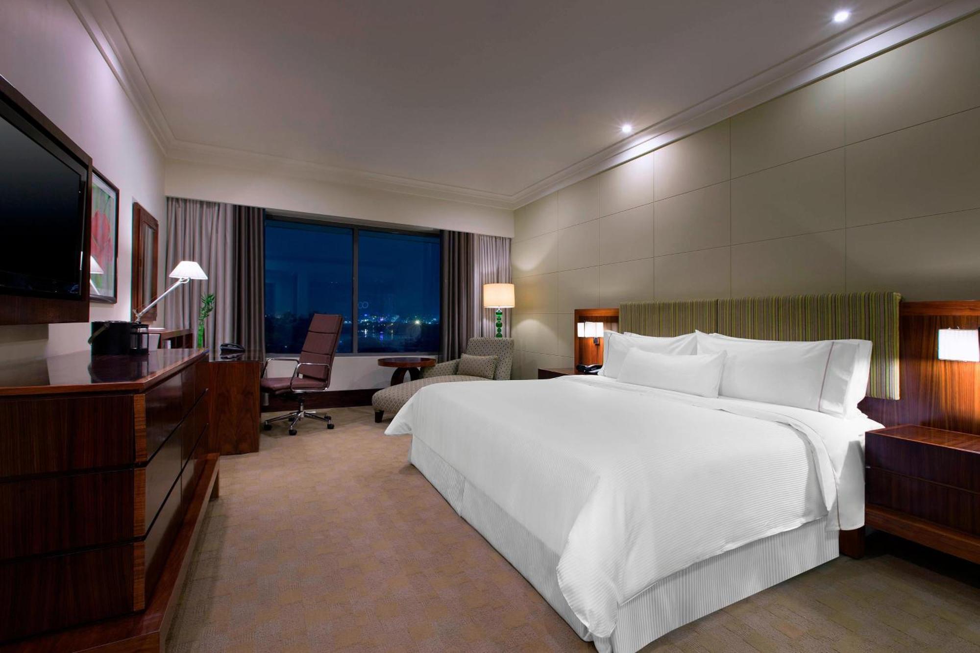 The Westin Pune Koregaon Park Exterior foto